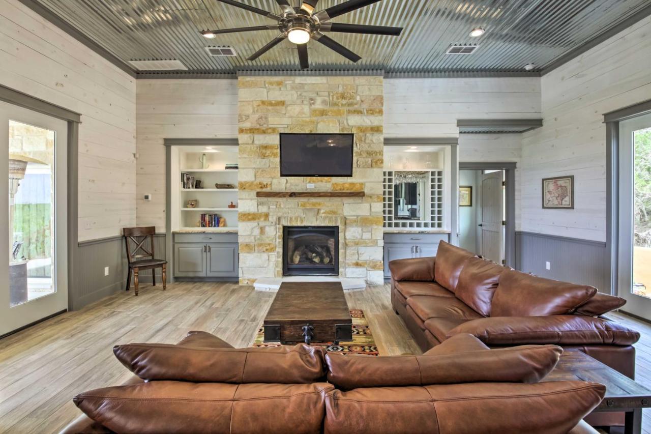 הוילה Ladera Wimberley Estate On 13 Acres With Hot Tub מראה חיצוני תמונה