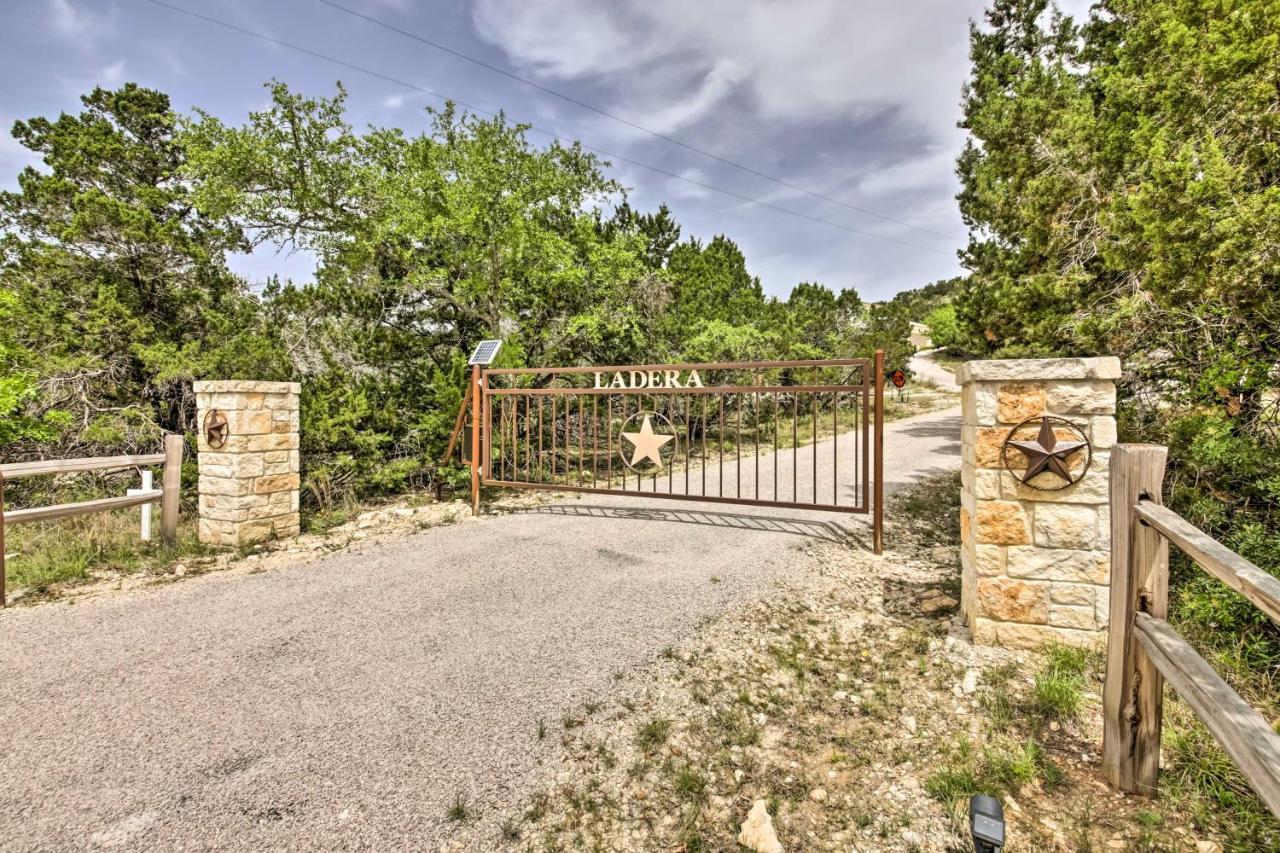 הוילה Ladera Wimberley Estate On 13 Acres With Hot Tub מראה חיצוני תמונה