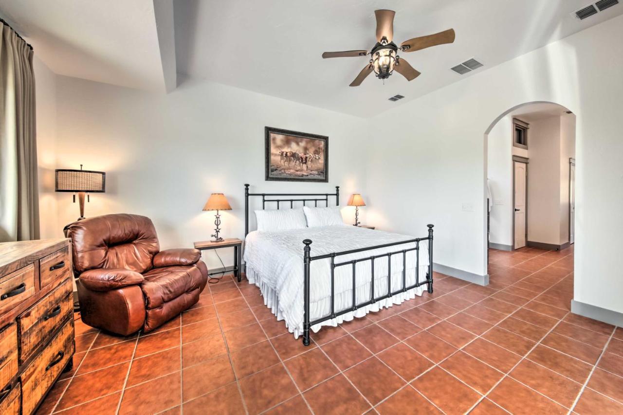 הוילה Ladera Wimberley Estate On 13 Acres With Hot Tub מראה חיצוני תמונה
