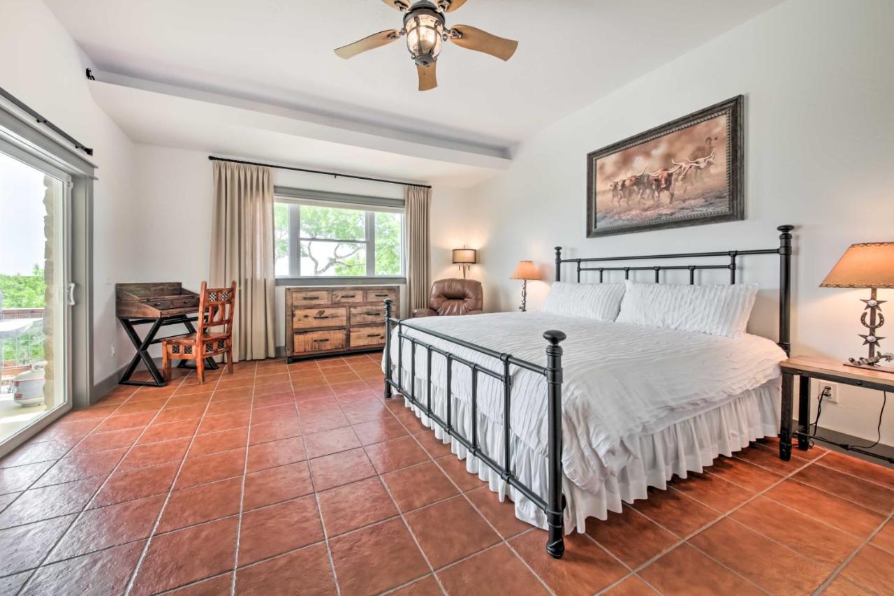הוילה Ladera Wimberley Estate On 13 Acres With Hot Tub מראה חיצוני תמונה